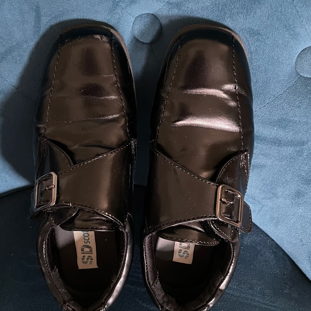 Boy’s Scott David Dress Shoes w/ Velcro- size 1